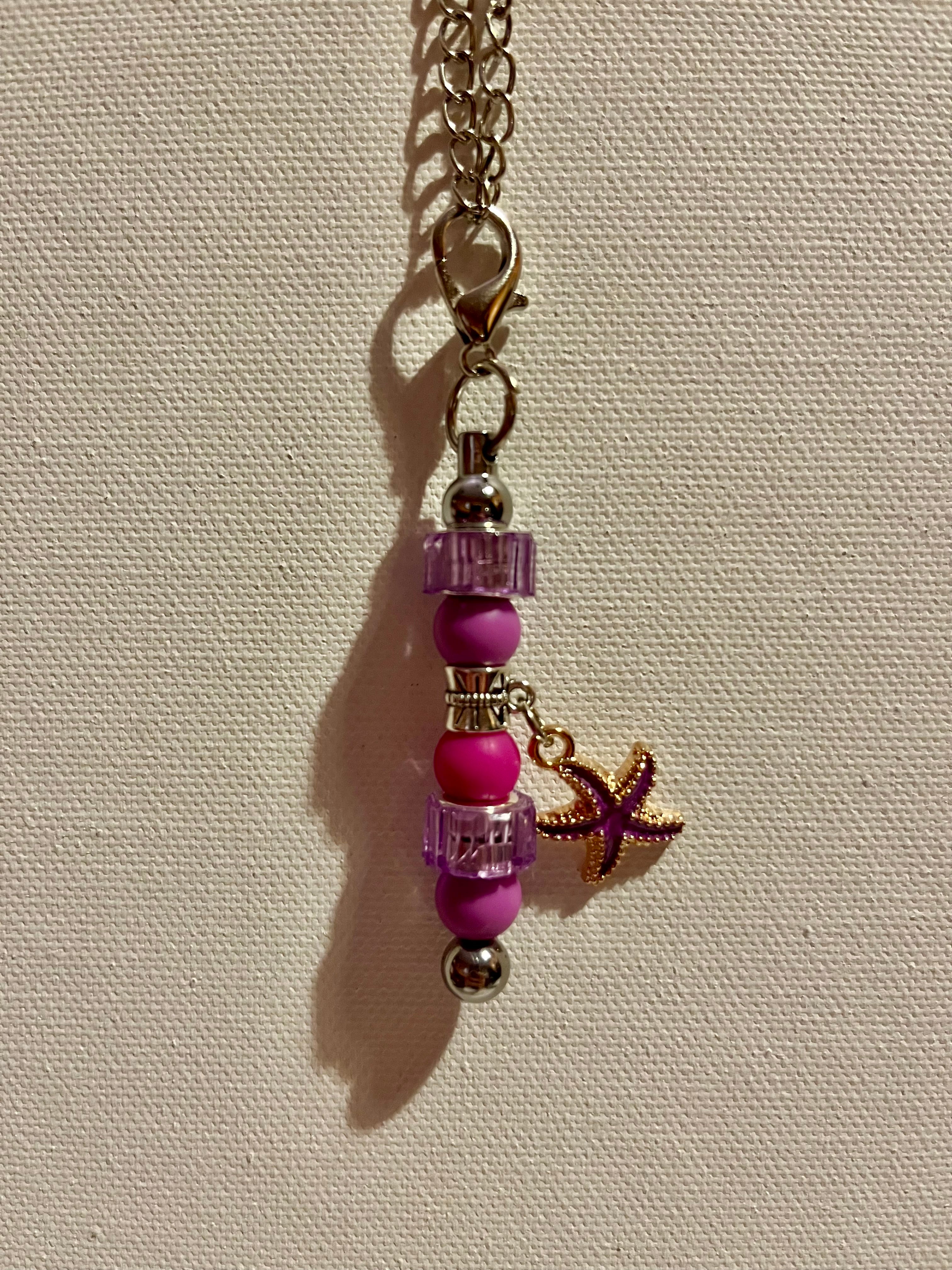 Cup Charm w/Fuchsia Faceted Beads/Enamel Starfish, Pink & Fuchsia Silicone Beads