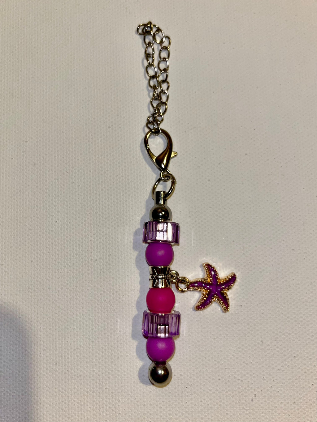 Cup Charm w/Fuchsia Faceted Beads/Enamel Starfish, Pink & Fuchsia Silicone Beads